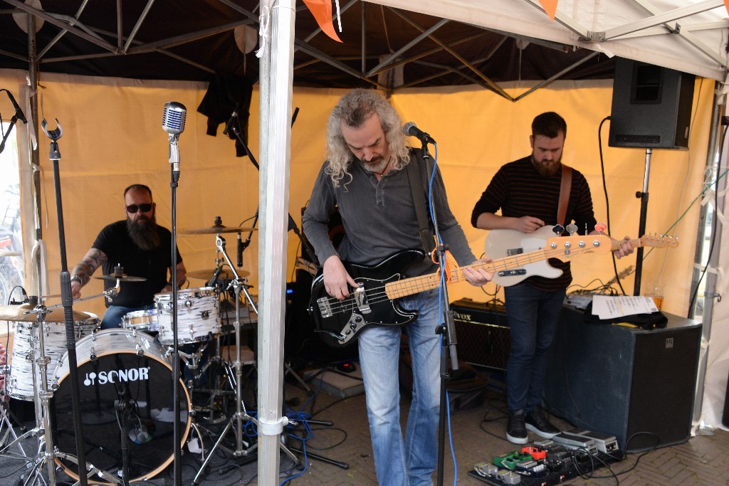 ../Images/Roved bij cafe De Punt Koningsdag 2017 049.jpg